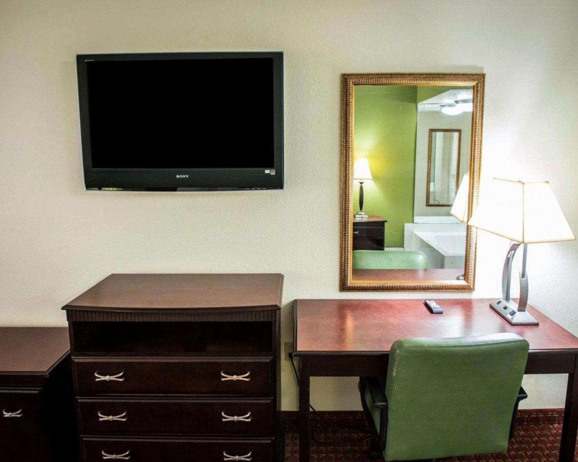 Quality Inn Chipley I-10 At Exit 120 Εξωτερικό φωτογραφία
